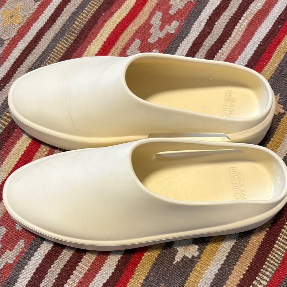 Fear of God rubber slides size 38